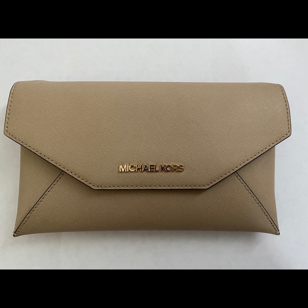 Michael Kors Clutch